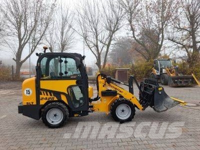Schäffer 2428 SLT Chargeuse compacte