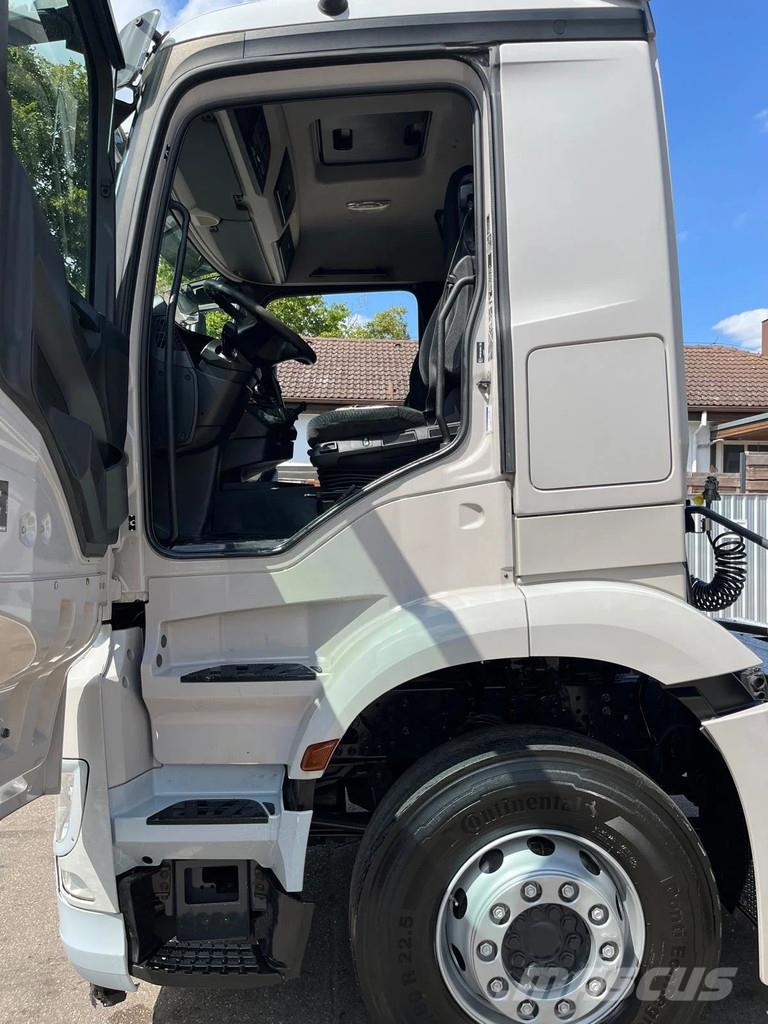Mercedes-Benz Arocs 1851 1851 LS*Standard*Intarder*Klima*1. Hand Trekkers