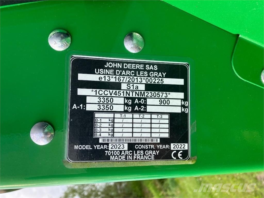John Deere V451M Rotopresse