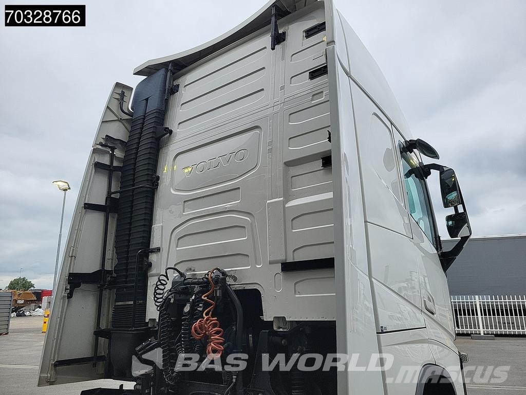 Volvo FH 500 4X2 XL 2xTanks Xenon I-ParkCool Leder Tahače