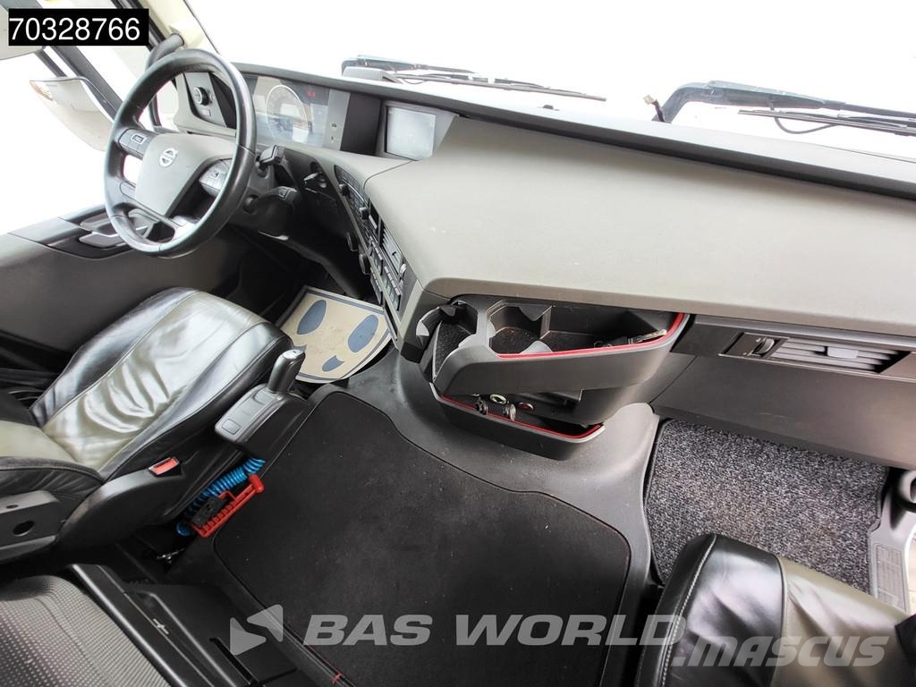 Volvo FH 500 4X2 XL 2xTanks Xenon I-ParkCool Leder Tahače
