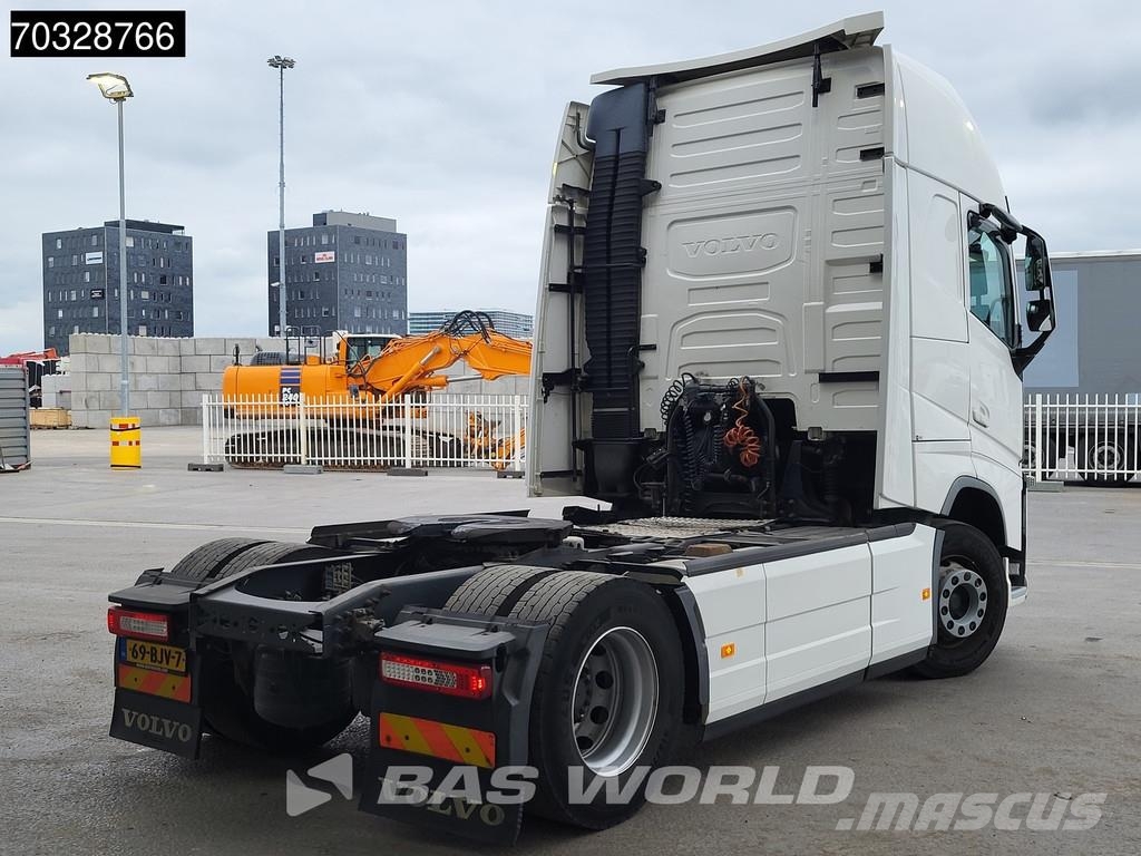 Volvo FH 500 4X2 XL 2xTanks Xenon I-ParkCool Leder Tahače