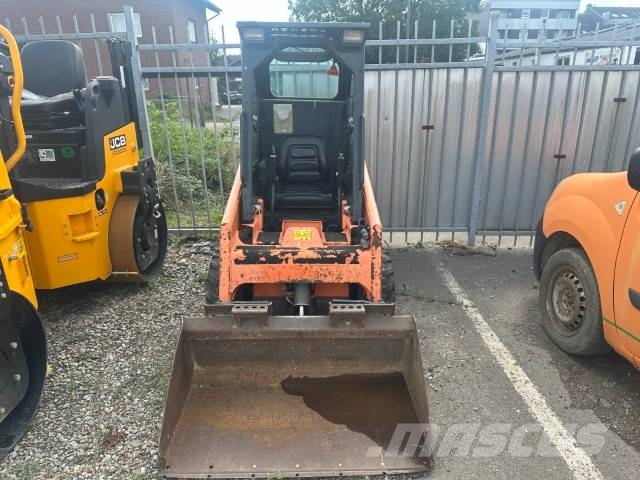 Bobcat S 70 Komapktlader 11.500 EUR Carregadoras de direcção deslizante