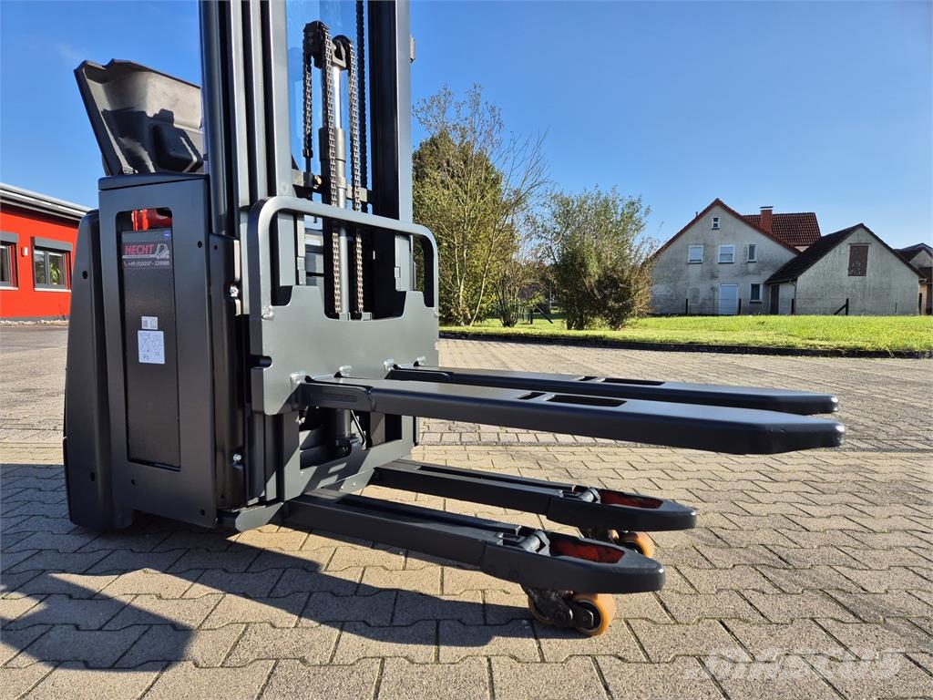 Linde L16i شاحنات مناولة ذاتية الدفع