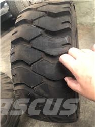 Armour 21x8-9 輪胎、車輪和輪圈