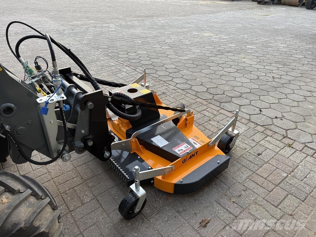 GiANT cirkelmaaier / maaier NIEUW voor minishovel / vere Muut koneet