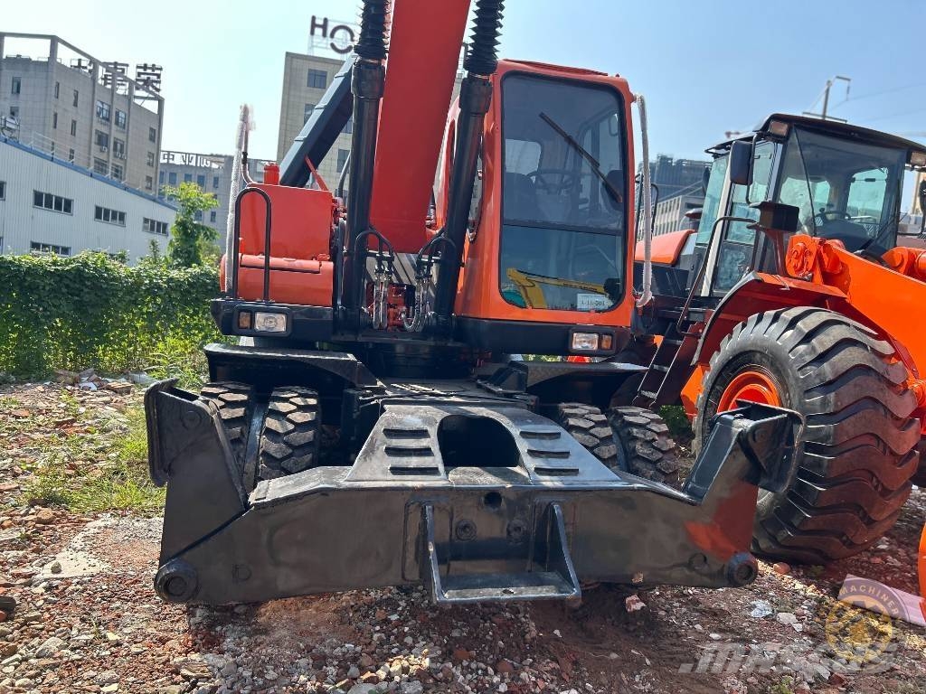 Doosan DH 210 W-7 Колёсные экскаваторы