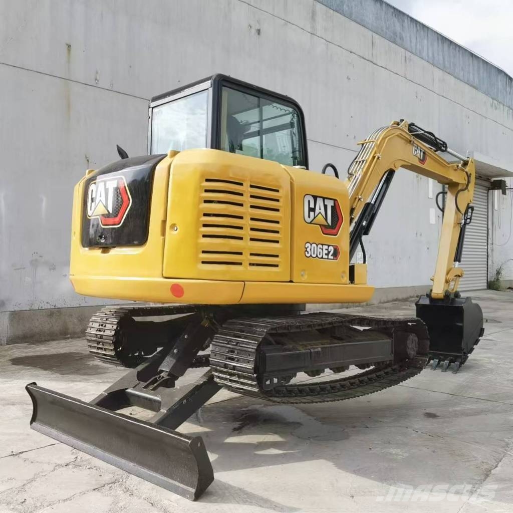 CAT 306E2 Pelle sur chenilles