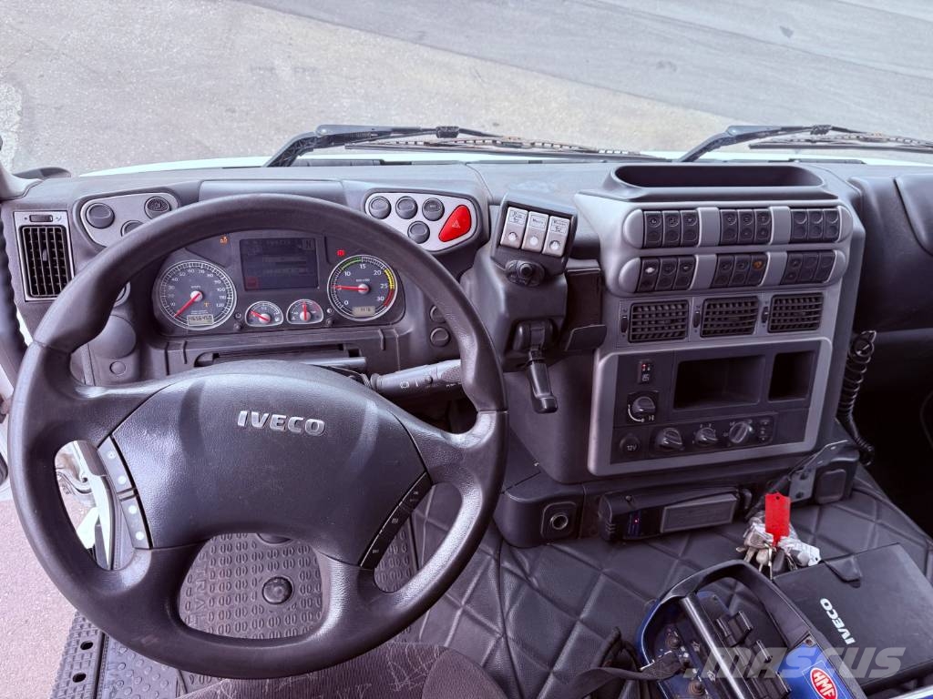 Iveco Stralis 420 6x2 Maschinetransport HMF1823K4 Crane Transport vehicles