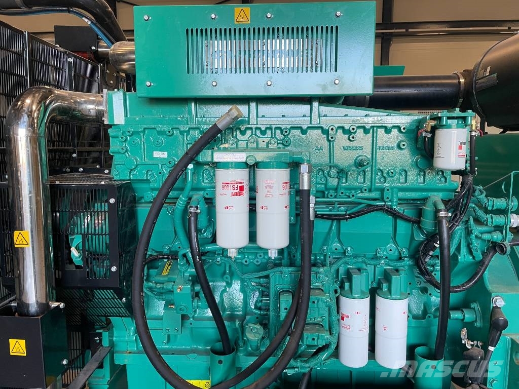Cummins C900D5 - 900 kVA Genset - DPX-18527-O مولدات ديزل