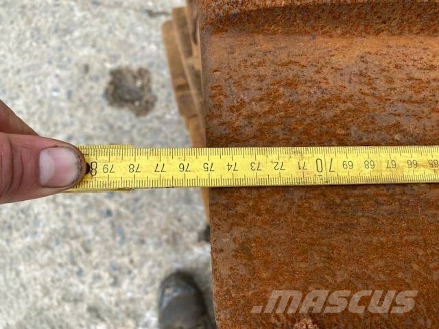 CAT D 6 K/N LGP - System One - 750 mm - 246-5726 Vikšrai, grandinės ir važiuoklės