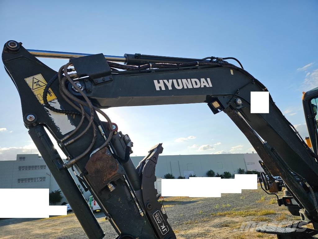 Hyundai HW 60 حفارات بعجل