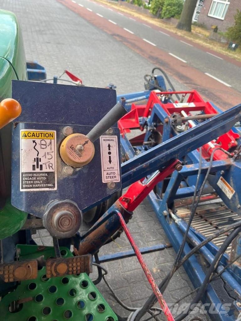  Brouwer 1565 sod harvester Rollmax 2400 Tractors