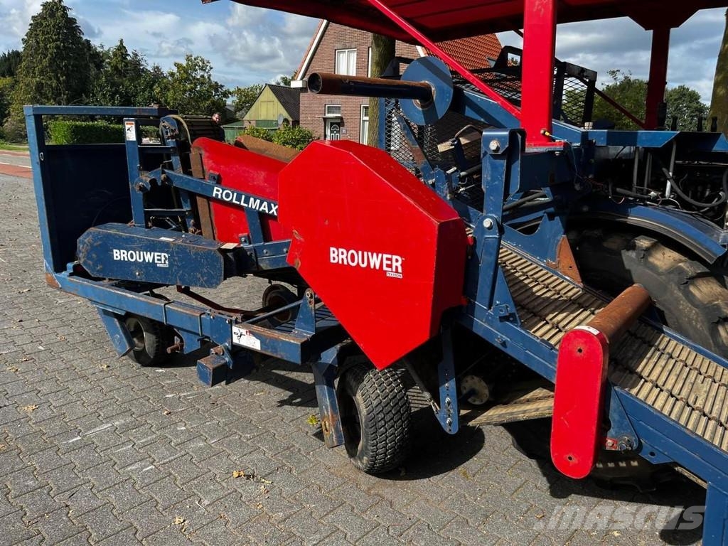 Brouwer 1565 sod harvester Rollmax 2400 Tratores Agrícolas usados