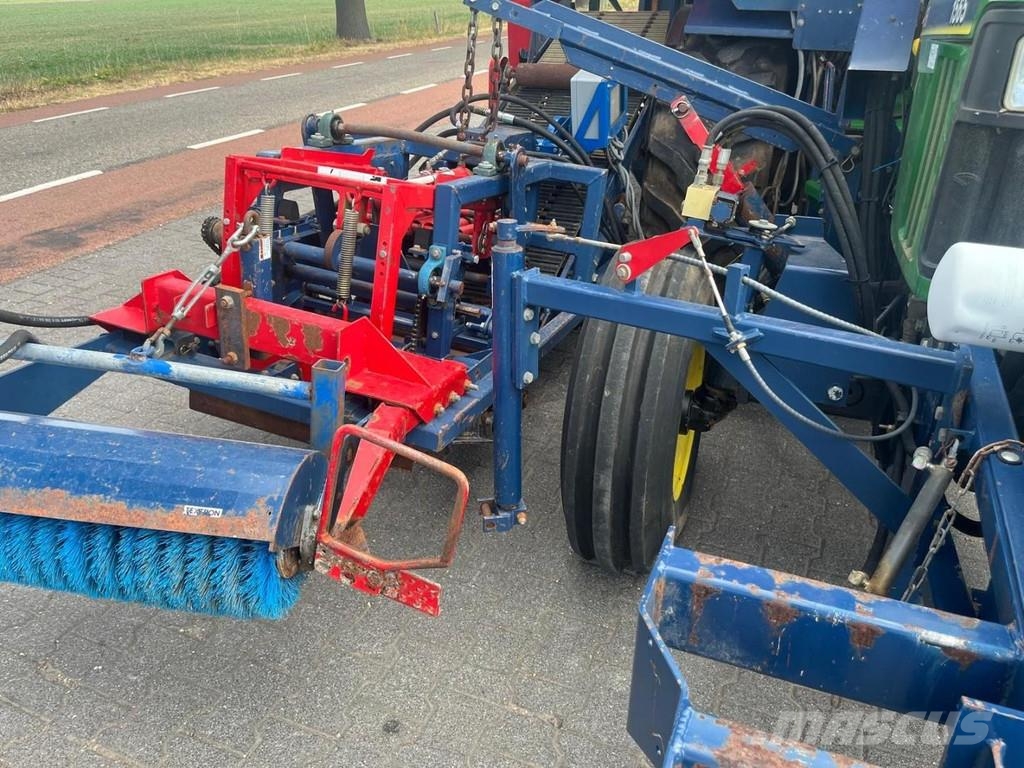  Brouwer 1565 sod harvester Rollmax 2400 Tractors