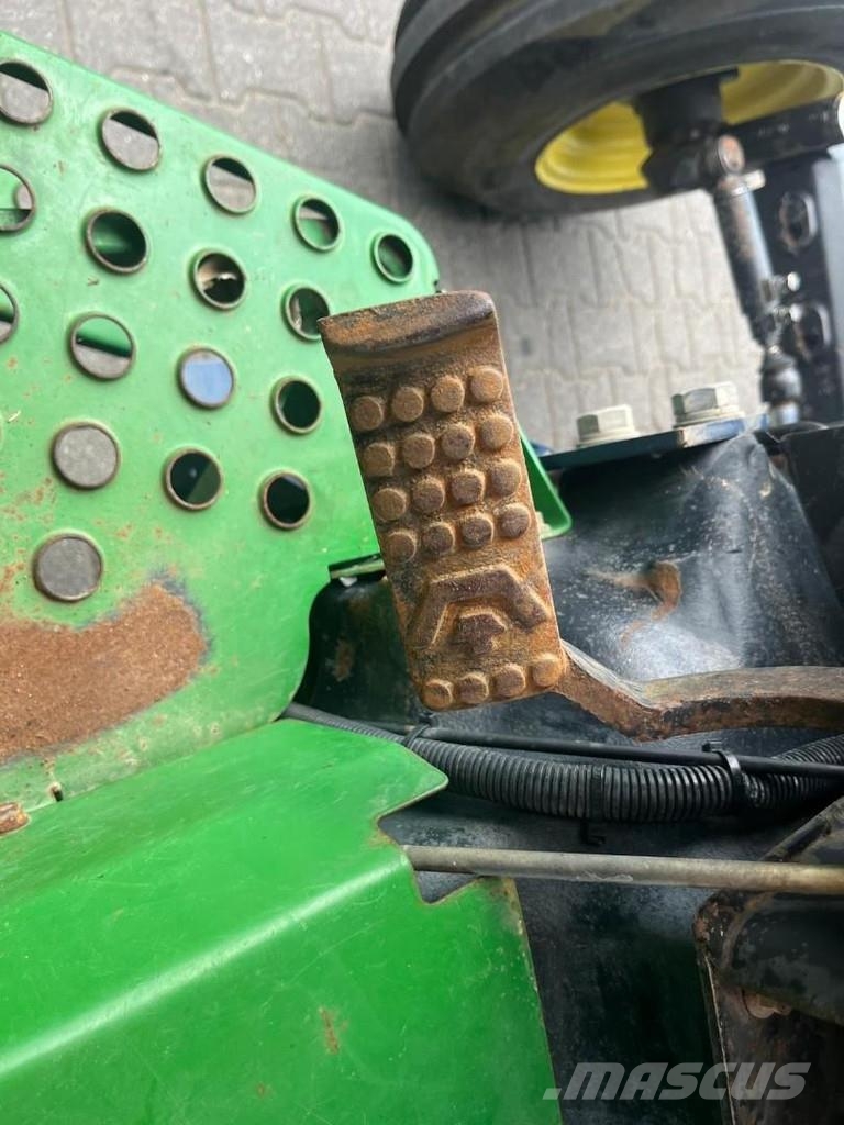  Brouwer 1565 sod harvester Rollmax 2400 Tractors