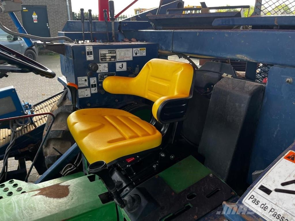 Brouwer 1565 sod harvester Rollmax 2400 Tratores Agrícolas usados