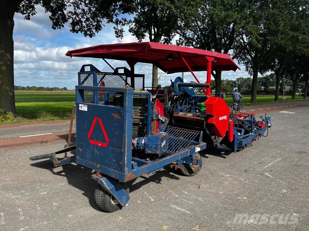Brouwer 1565 sod harvester Rollmax 2400 Tratores Agrícolas usados