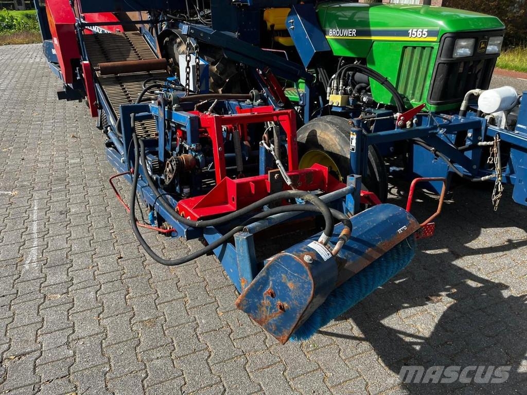 Brouwer 1565 sod harvester Rollmax 2400 Tratores Agrícolas usados