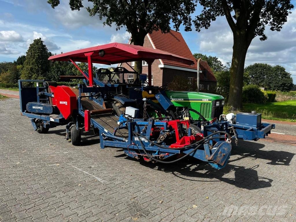 Brouwer 1565 sod harvester Rollmax 2400 Tratores Agrícolas usados