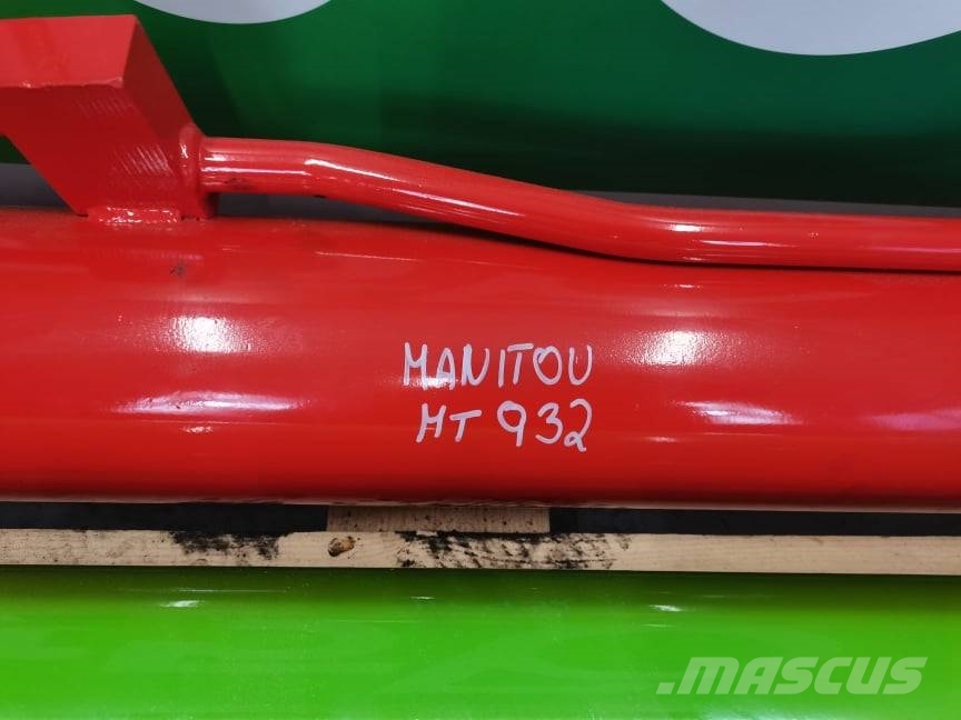 Manitou MLT 737 {discharge piston} Výložníky a lyžice
