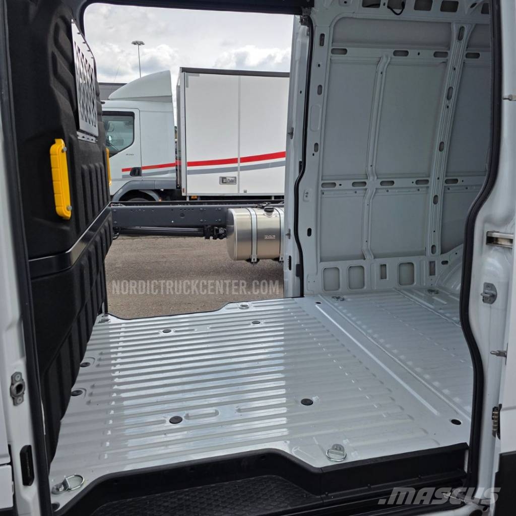 Iveco Daily 35S16 Pakettiautot