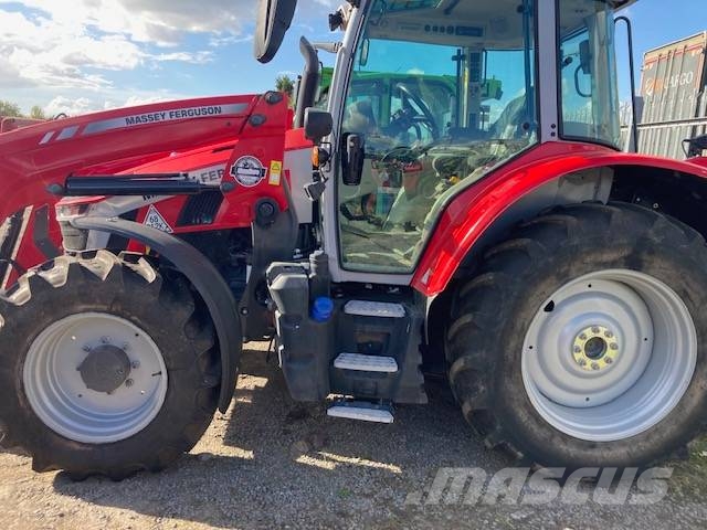 Massey Ferguson 5S.125 ESD4 Traktorer