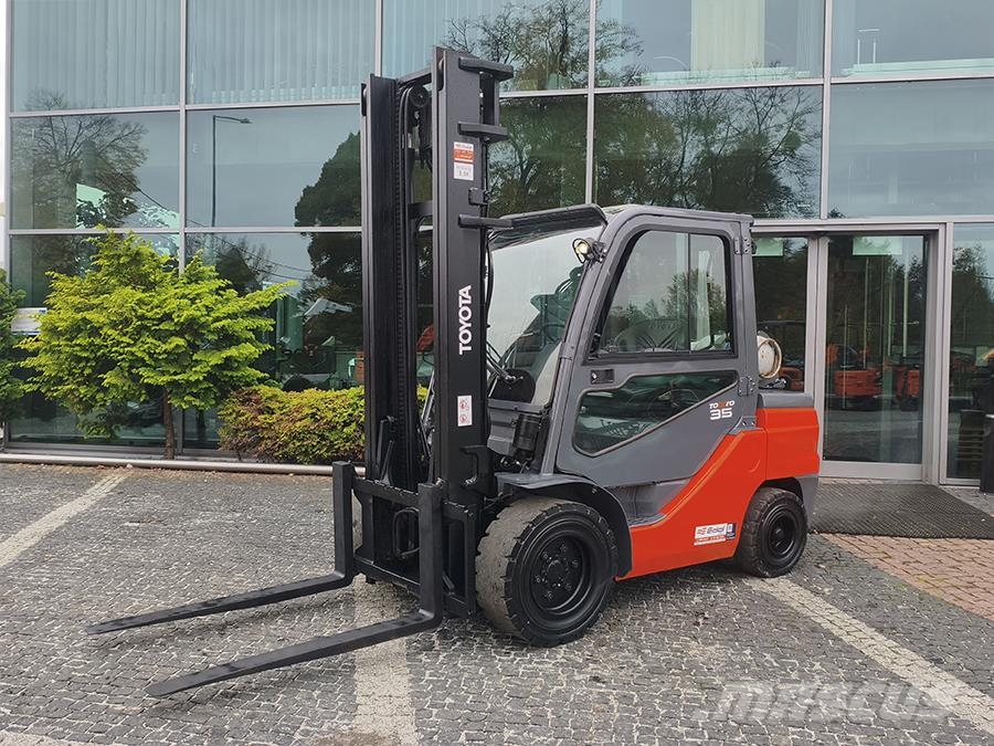 Toyota 02-8FGJF35 Gāzes autoiekrāvēji (LPG)