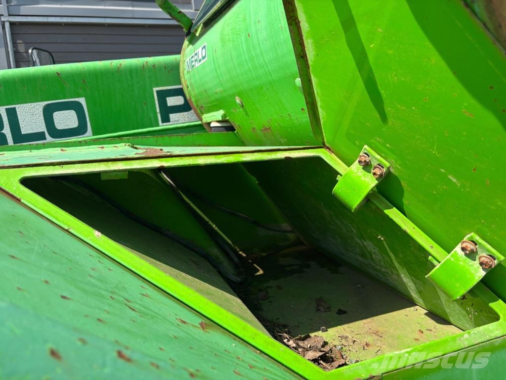 Merlo 101.10K مناولات متداخلة
