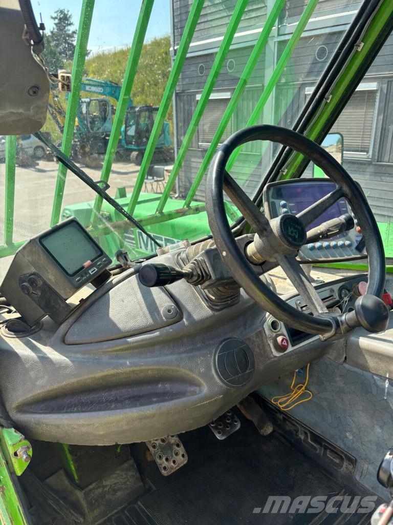 Merlo 101.10K مناولات متداخلة