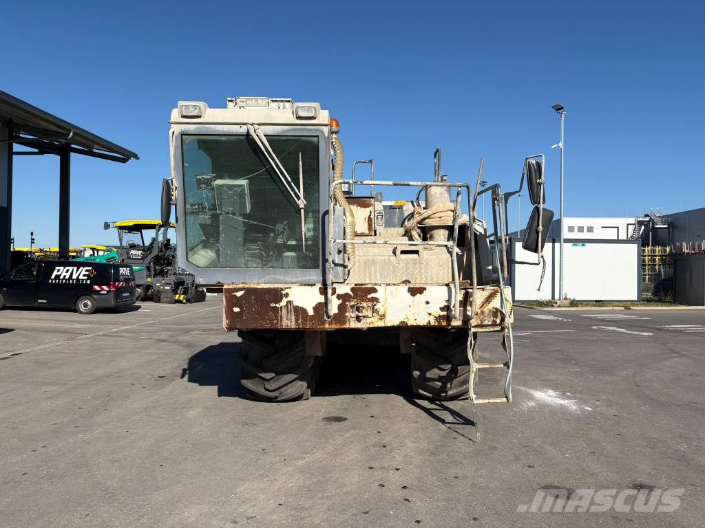 Wirtgen WR 2400 Stroji za recikliranje asfalta