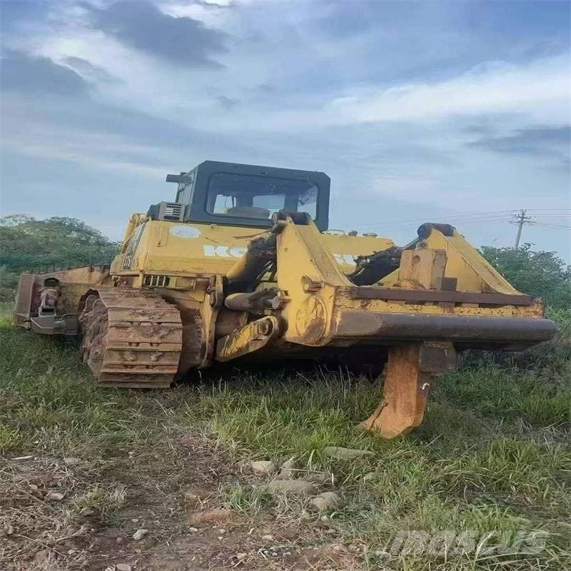 Komatsu D 375 A-5 Crawler dozers