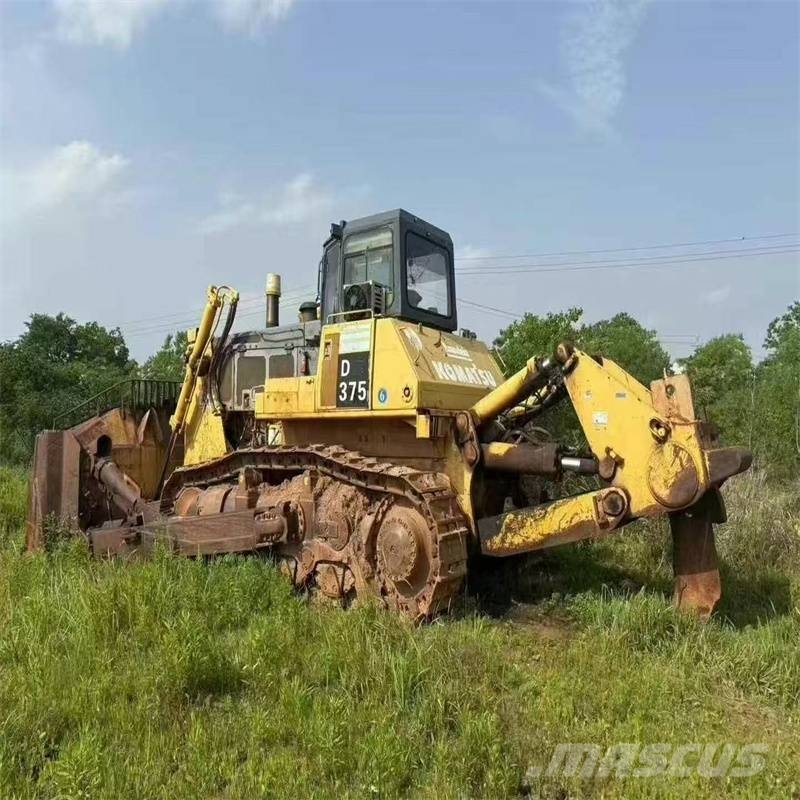 Komatsu D 375 A-5 Crawler dozers