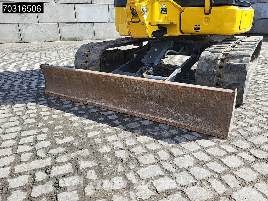 Komatsu PC55 MR-5EO 小型挖掘机
