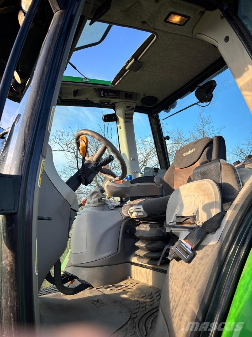 Deutz-Fahr Agrotron 6031.4 曳引機