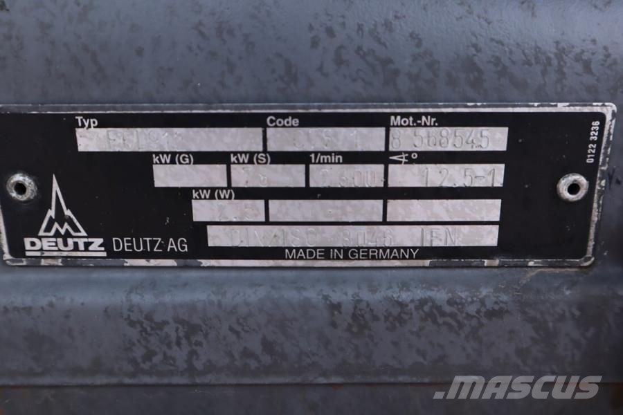 Liftlux SL320-30DS Diesel, 4x4 Drive, 34m Working Height, Žirkliniai keltuvai
