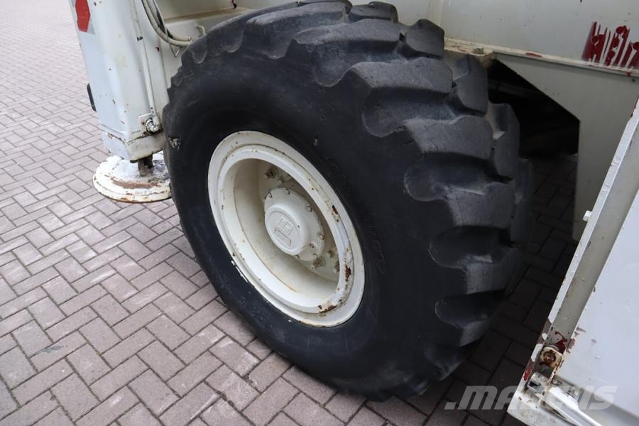 Liftlux SL320-30DS Diesel, 4x4 Drive, 34m Working Height, Žirkliniai keltuvai