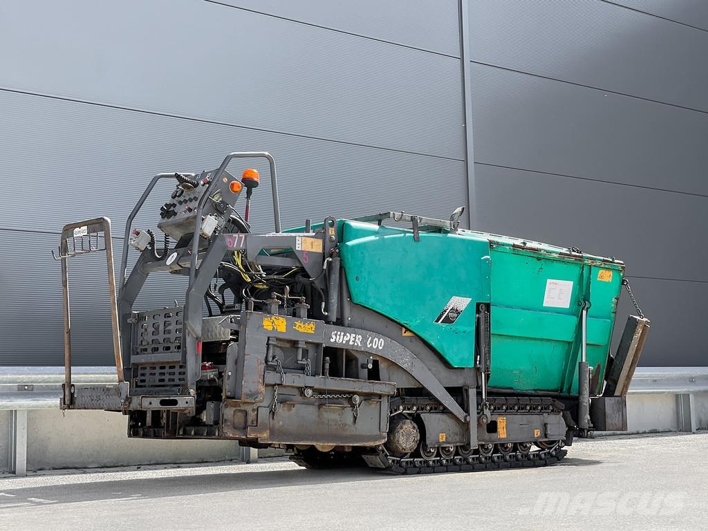 Vögele SUPER 600 Машини за асфалт