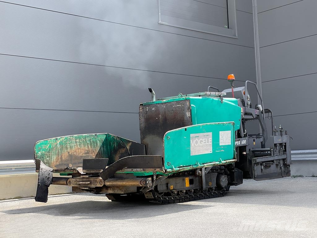 Vögele SUPER 600 Машини за асфалт