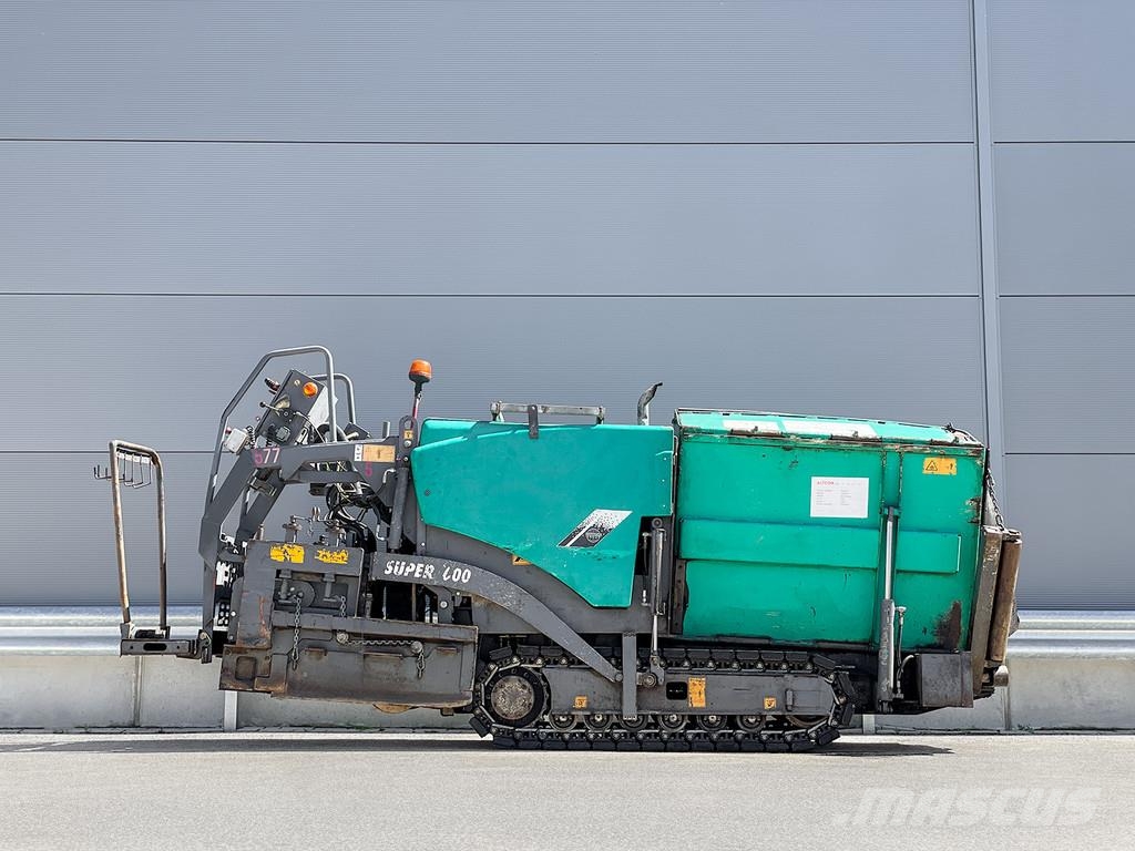 Vögele SUPER 600 Машини за асфалт