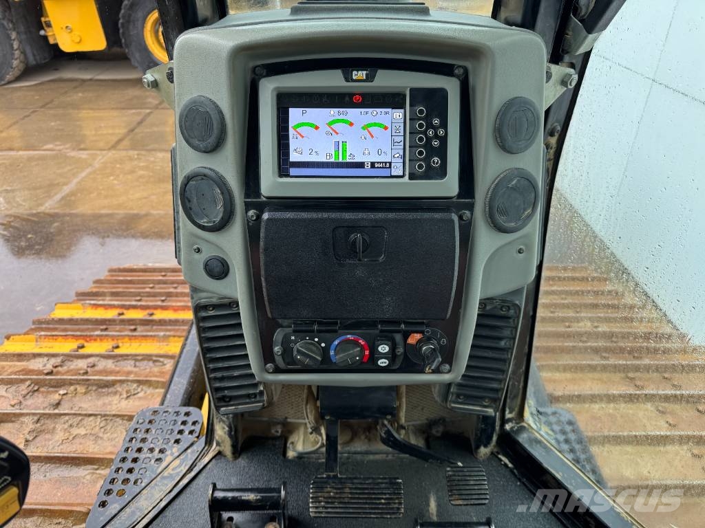 CAT D6N LGP - German Machine / Folding Blade 크롤러 도저
