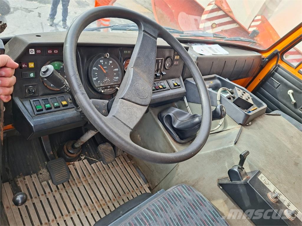 Tatra T815-260S43.19.255 4X4.1 Kamioni-šasije