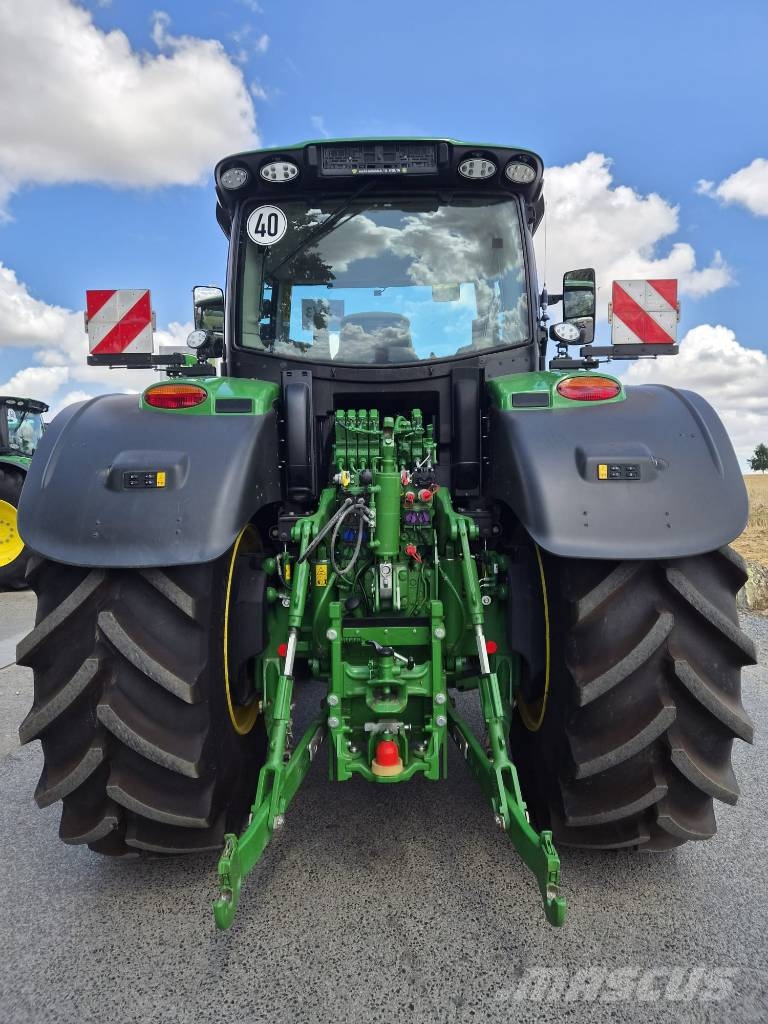 John Deere 6R 250 Traktori