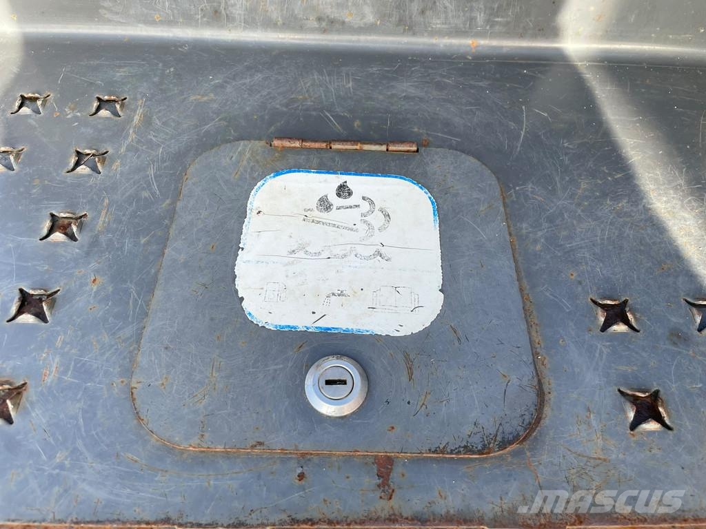 Doosan DX255LC-5 حفارات زحافة