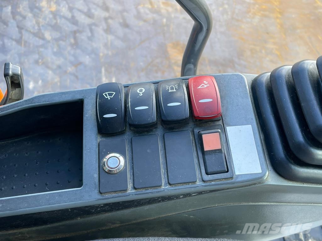 Doosan DX255LC-5 حفارات زحافة