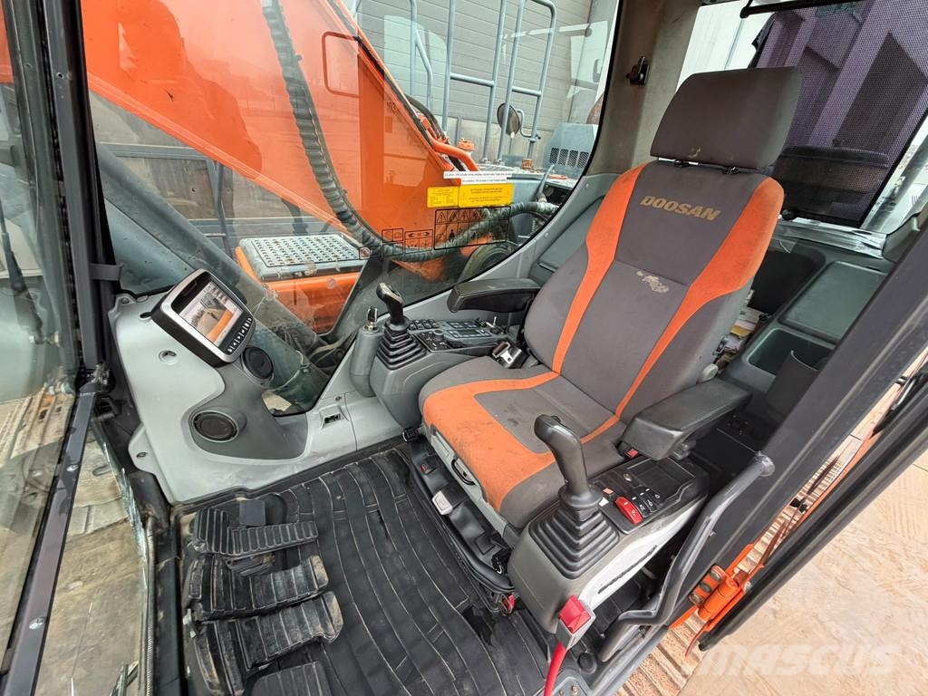 Doosan DX255LC-5 Rupsgraafmachines