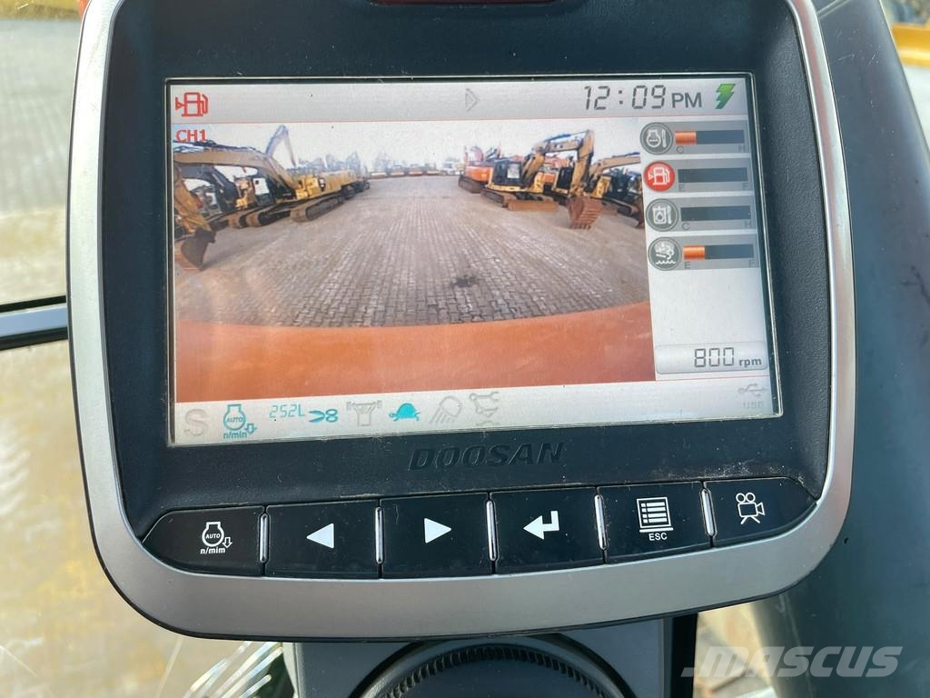 Doosan DX255LC-5 حفارات زحافة