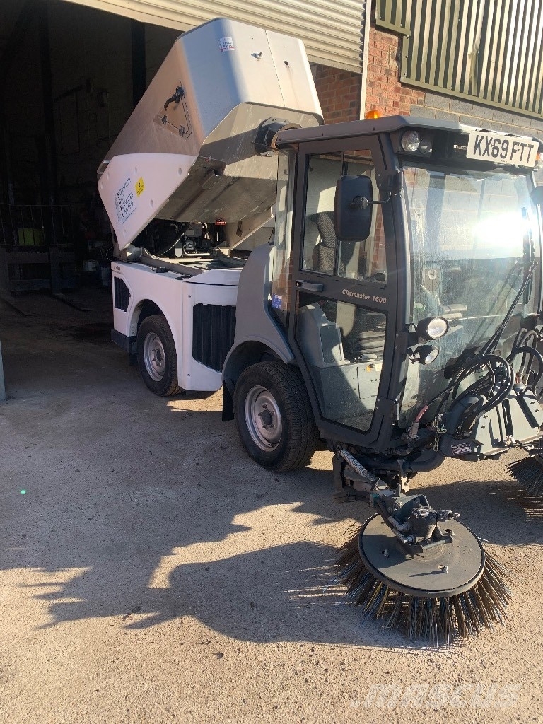 Hako citymaster utility sweeper 2019 Hako sweeper / uti Автоматични метачки с четки