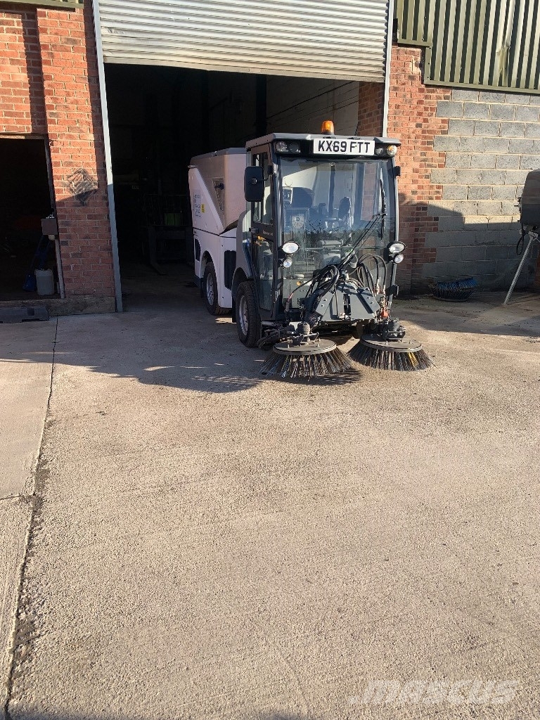 Hako citymaster utility sweeper 2019 Hako sweeper / uti Автоматични метачки с четки