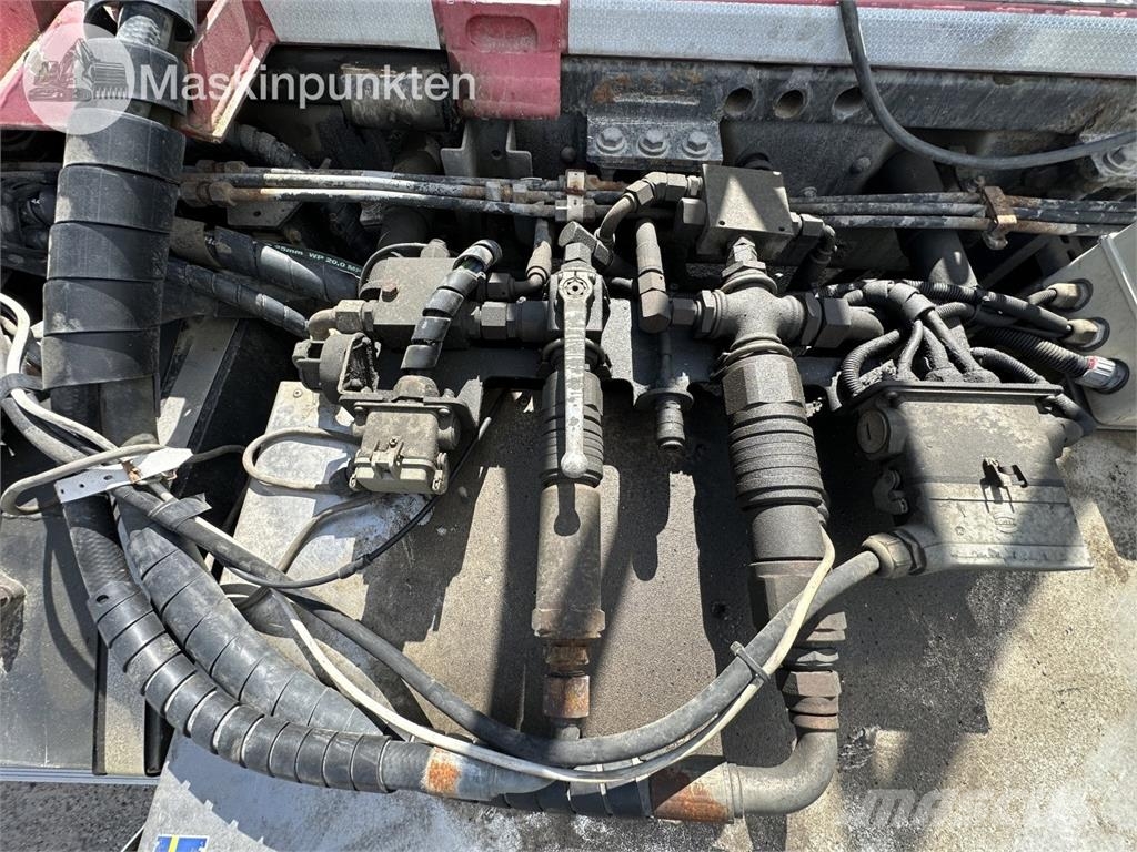 Scania G490LB6X2*4HNB Camiones polibrazo